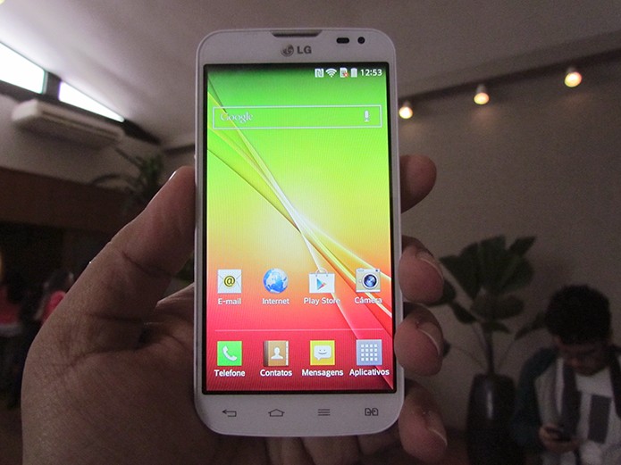 L90 traz o melhor processador da série, um quad-core da Qualcomm (Foto: Paulo Alves/TechTudo)