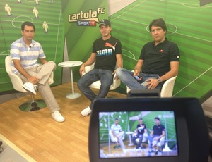 Túlio Maravilha e Cacá Bueno, piloto da Stock Car, participam do Programa do Cartola (Foto: Júlia Pecci / SporTV.com)