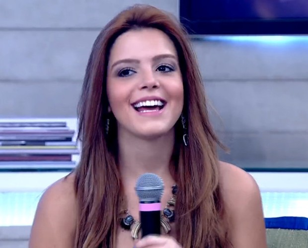 Giovanna Lancellotti confessa que não é muito boa ao volante (Foto: TV Globo)