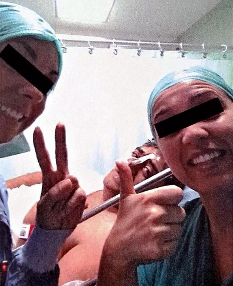 A polêmica selfie em centro cirúrgico de hospital em Perugia