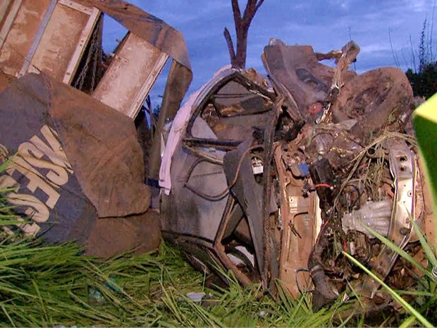 Acidente vitimou cinco adultos e duas crianças, na BR-364, em Jangada. (Foto: Reprodução/TVCA)