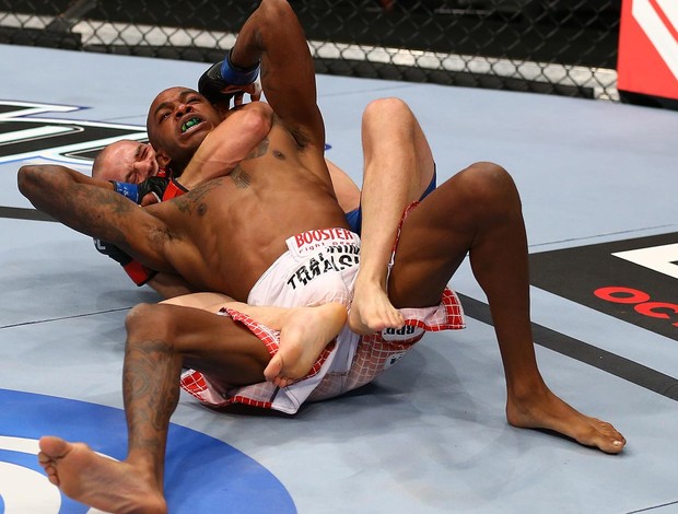 UFC  152 Mitch Gagnon e Walel Watson (Foto: Agência Getty Images)