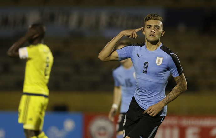 Schiappacasse gol Uruguai Colômbia Sul-Americano Sub-20 (Foto: Dolores Ochoa/AP)