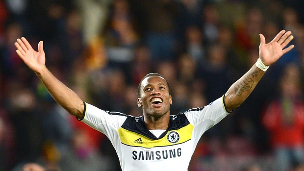 Drogba na partida do Chelsea (Foto: AFP)