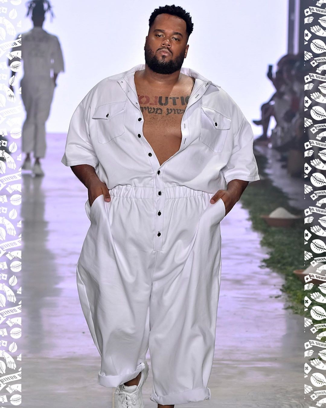 Desfile Isaac Silva na SPFW-48 (Foto: Reprodução/Instagram) Desfile Isaac Silva na SPFW-48 (Foto: Reprodução/Instagram)