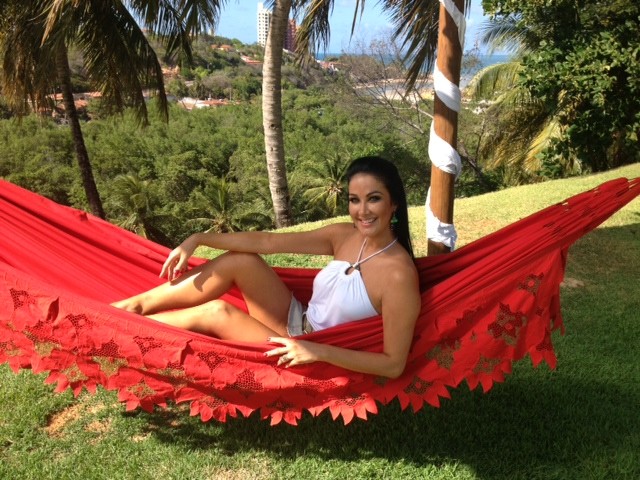 Helen Ganzarolli participa de clipe (Foto: Fabrício Magalhães / Divulgação)