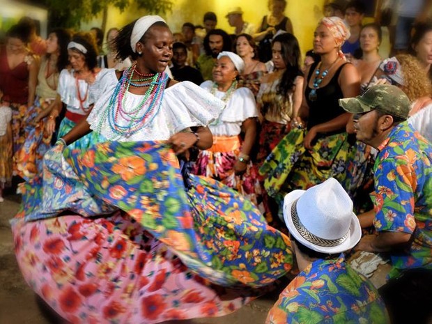 Carla Coureira dança em rodas de tambor de crioula no centro histórico (Foto: Divulgação/Márcio Vasconcelos)