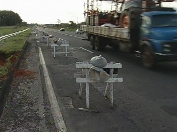 Perigo é constante pelas estradas que passam por Marília (Foto: Reprodução/TV Tem)