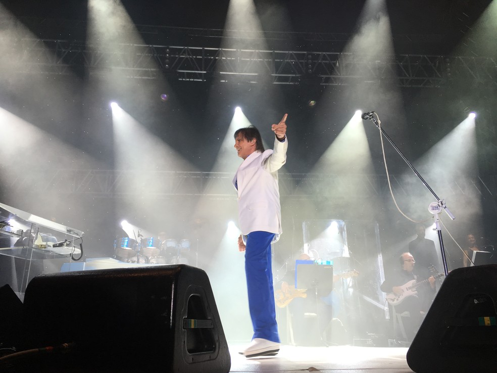 Roberto Carlos se apresentou em Presidente Prudente nesta quinta-feira (30) (Foto: Heloise Hamada/G1)