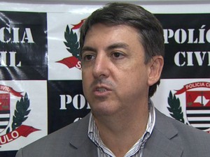 Delegado investiga furto de suposto bilhete premiado em Ribeirão Preto (Foto: Ronaldo Oliveira/ EPTV)