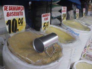 No Pará, a alta no preço da farinha de mandioca supera os 60% de acordo com uma pesquisa divulgada pelo Dieese nesta sexta-feira (19). (Foto: Tarso Sarraf/O Liberal)