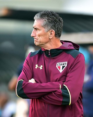 Edgardo Bauza Santos X São Paulo (Foto: Marcos Ribolli) Edgardo Bauza Santos X São Paulo (Foto: Marcos Ribolli)