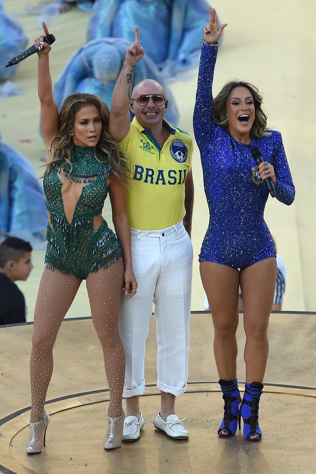 Jennifer Lopez, Pitbull e Claudia Leitte (Foto: AFP / Agência)