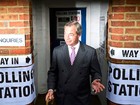 Líder eurofóbico, Nigel Farage vota em referendo pela saída da UE