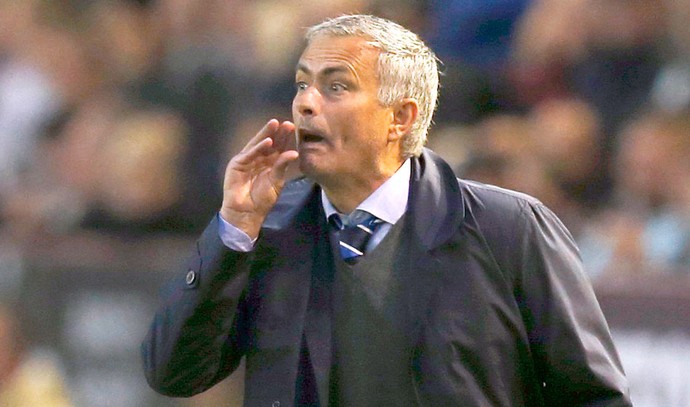 Mourinho, Burnley X Chelsea (Foto: Agência Reuters)