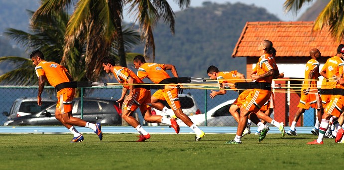 Jogadores do Flu treino na Urca (Foto: NELSON PEREZ/FLUMINENSE F.C.)