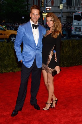 Tom Brady e Gisele Bündchen no baile do MET (Foto: AFP)