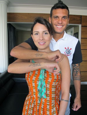 Ramon e a esposa Naiana (Foto: Carlos Augusto Ferrari / Globoesporte.com)