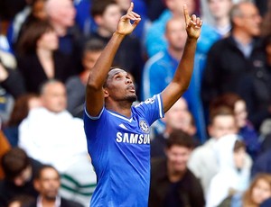 Eto'o comemora gol do Chelsea contra o Cardiff (Foto: Agência Reuters)