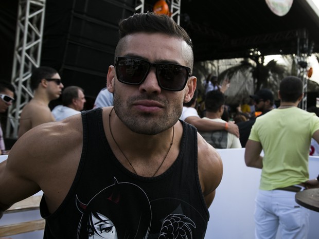 Yuri, ex-bbb, no Sauipe Folia (Foto: Alessandra Gerzoschkowitz / EGO)