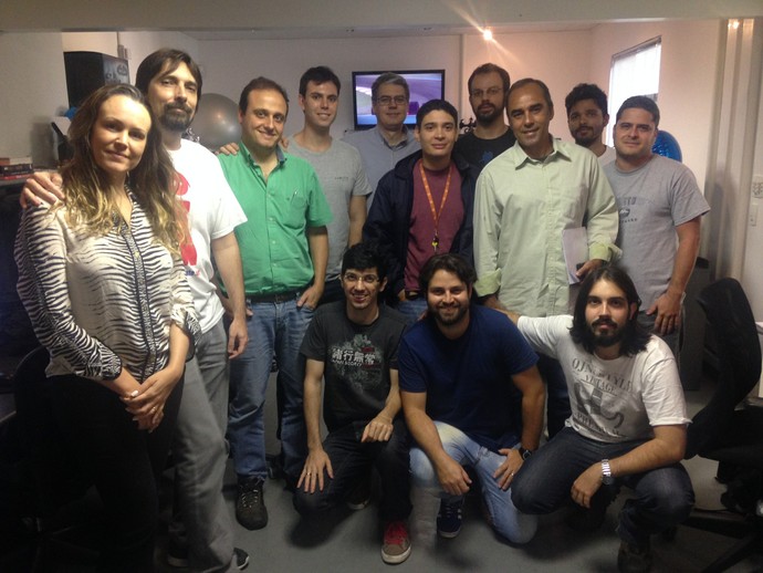 Equipe da editoria de arte da TV Globo que realizou o clipe em homenagem ao Senna (Foto: Chris Mussi)
