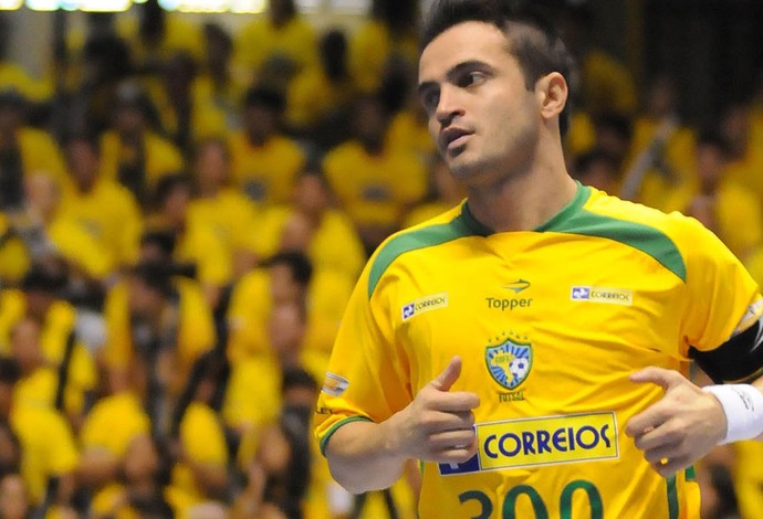 falcão futsal seleção  brasileira (Foto: AP)