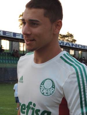 João Pedro busca nova oportunidade no Palmeiras