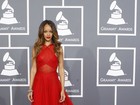 Pai de Rihanna perdoa Chris Brown, diz jornal