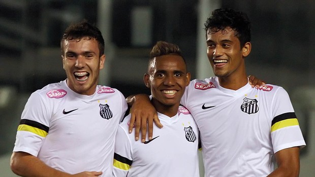 Serginho, Diego Cardoso e Jubal - Santos (Foto: Divulgação Santos FC)