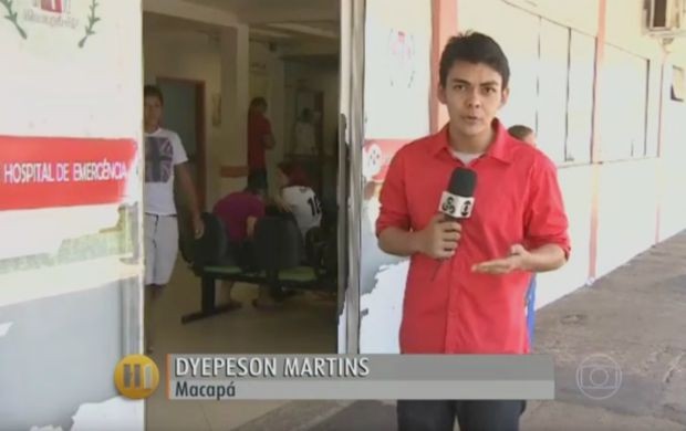 Repórter da Rede Amazônica no AP, Dyepson Martins, mostrou situação no hospital (Foto: Hora 1)