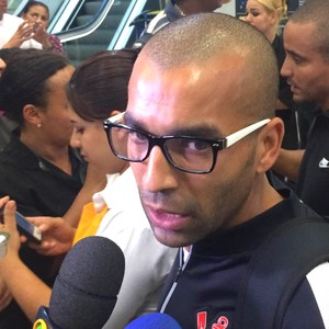 Questionado se irá secar o São Paulo na TV, Sheik diz: 