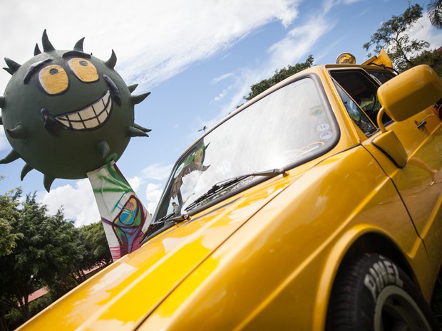 Brasília amarela na Praça Mamonas Assassinas (Foto: Fábio Tito/G1) Brasília amarela na Praça Mamonas Assassinas (Foto: Fábio Tito/G1)