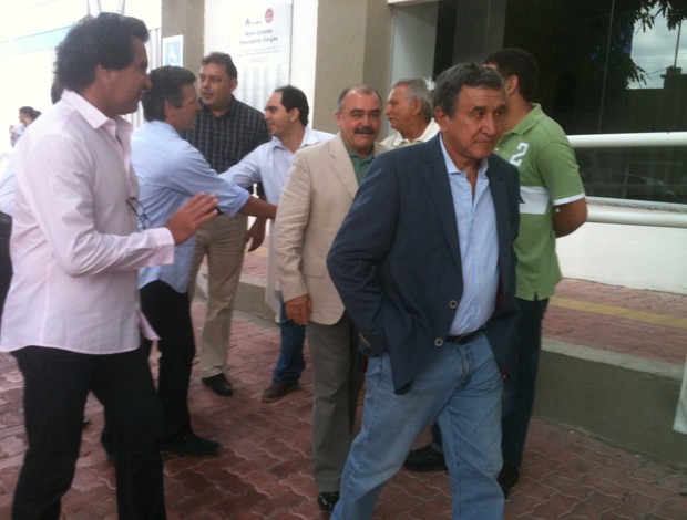 Carlos Alberto Parreira visita o PV em Fortaleza (Foto: Marcos Montenegro)