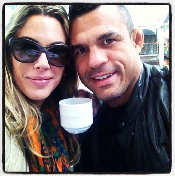 Joana Prado toma café da manhã com o marido, Vítor Belfort (Foto: Instagram/Reprodução)