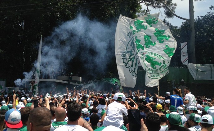 Torcedores voltaram a pedir 