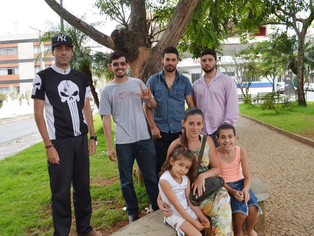 Sertanejo inclusivo busca incentivar tradução de músicas para libras, lavras (Foto: Samantha Silva/G1) Sertanejo inclusivo busca incentivar tradução de músicas para libras, lavras (Foto: Samantha Silva/G1)