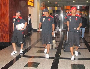 Deivid na chegada do Flamengo ao hotel (Foto: Richard Souza / Globoesporte.com)