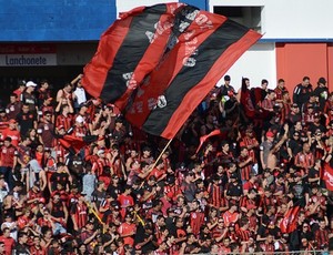 Torcida do Atlético-PR na Vila Capanema (Foto: Divulgação/ Site Oficial do Atlético-PR)