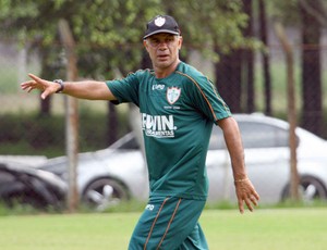 Jorginho em treino da Portuguesa (Foto: Anderson Rodrigues / Globoesporte.com)