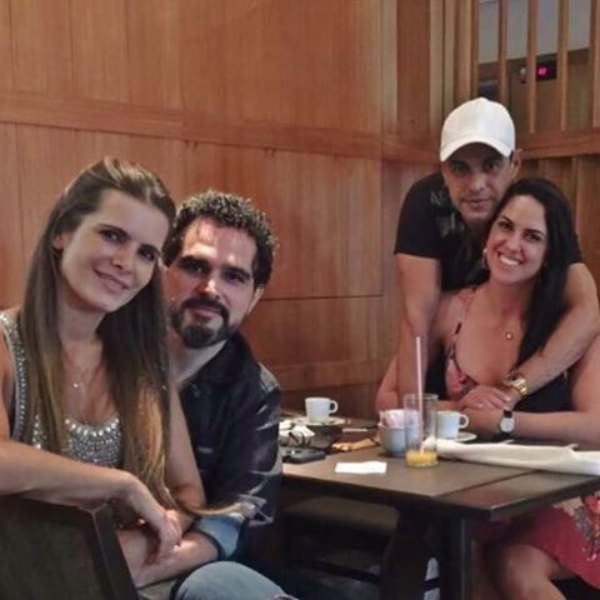 Luciano Camargo com a mulher, Flávia Fonseca, o irmão, Zezé Di Camargo, e a cunhada, Graciele Lacerda (Foto: Reprodução/Instagram) Luciano Camargo com a mulher, Flávia Fonseca, o irmão, Zezé Di Camargo, e a cunhada, Graciele Lacerda (Foto: Reprodução/Instagram)