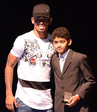 Gabriel Jesus admite contas por título, mas prega 'foco total' no Botafogo