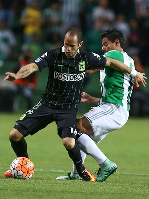 Coritiba x Atletico Nacional (Foto: Agência Estado) Coritiba x Atletico Nacional (Foto: Agência Estado)