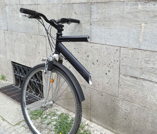 Bicicleta tambm no escapou da 'diviso de bens' (Foto: Reproduo/Ebay.de)