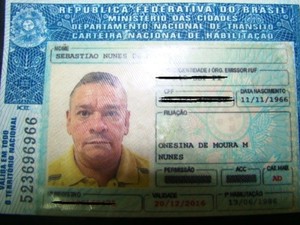Delegacia do Idosos prende Sebastião Nunes de Moura suspeito de agiotagem contra idosos no Piauí (Foto: Gil Oliveira/G1) Delegacia do Idosos prende Sebastião Nunes de Moura suspeito de agiotagem contra idosos no Piauí (Foto: Gil Oliveira/G1)