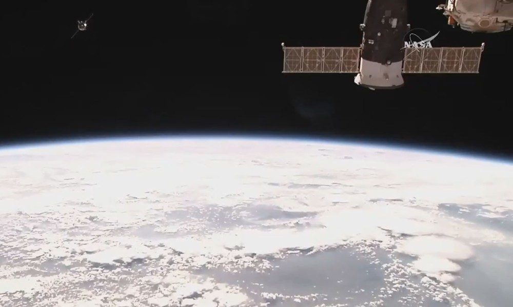  Câmera filma aproximação da sonda russa Progress 67 da Estação Espacial Internacional  (Foto: Nasa/Divulgação)