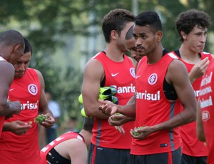 Jackson deixa a pré-temporada do Inter para assinar com o Palmeiras