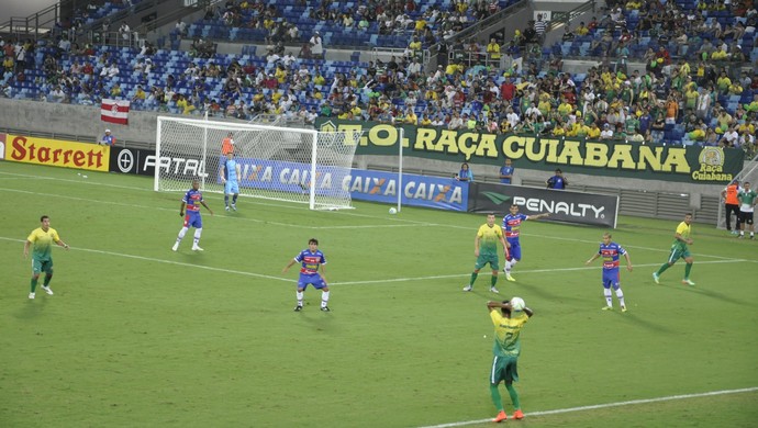 Cuiabá e Fortaleza na Arena Pantanal (Foto: Christian Guimarães)