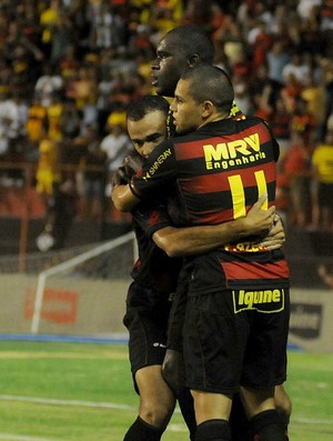 sport x fortaleza (Foto: Aldo Carneiro / Pernambuco Press)