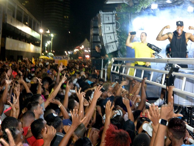 O 'gigante' chegou (Foto: Max Haack/Ag Haack)