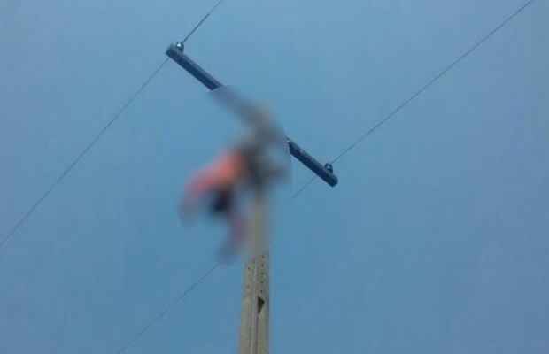 Eletricista morre após levar choque durante substituição de poste em Acreúna, Goiás (Foto: Divulgação/Corpo de Bombeiros)